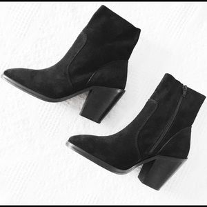 ASOS BLACK SUEDE ANKLE BOOTS